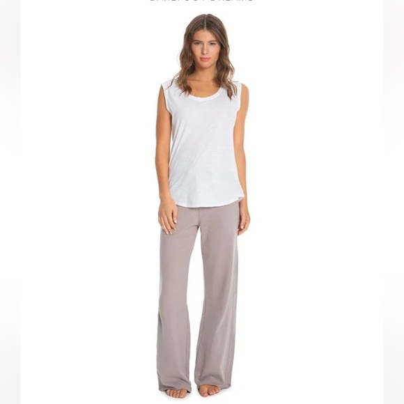 Barefoot Dreams Tops - NWT Barefoot Dreams Sleeveless Slub Faded Rose Tee Small